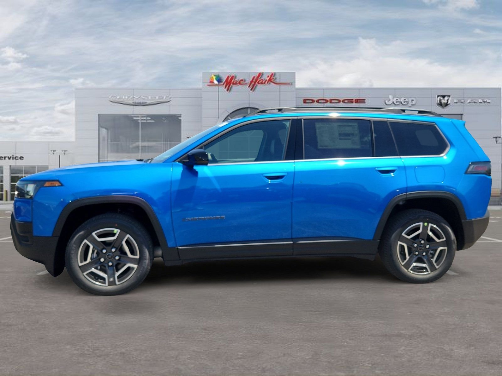 New 2026 Hydro Blue Pearl-Coat Exterior Paint Jeep Limited image 2