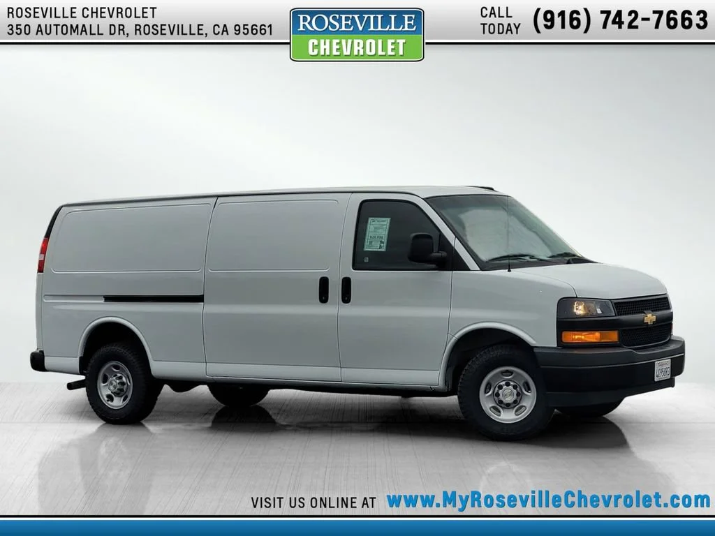 2023 Chevrolet Express 2500 Extended Work Van HD's photo