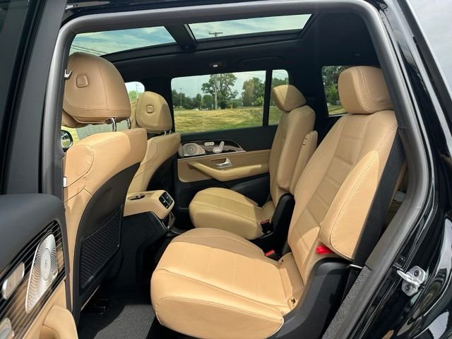 New 2026 Black Mercedes-Benz GLS 450 image 19