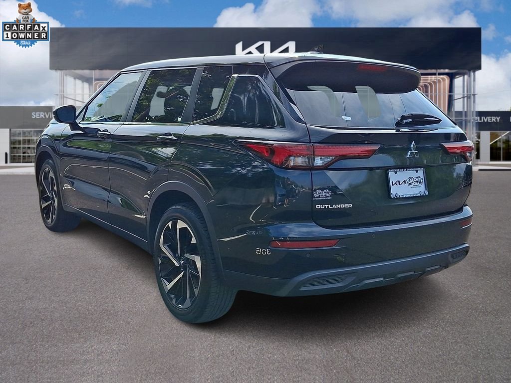 Used 2022 Black Mitsubishi ES image 4