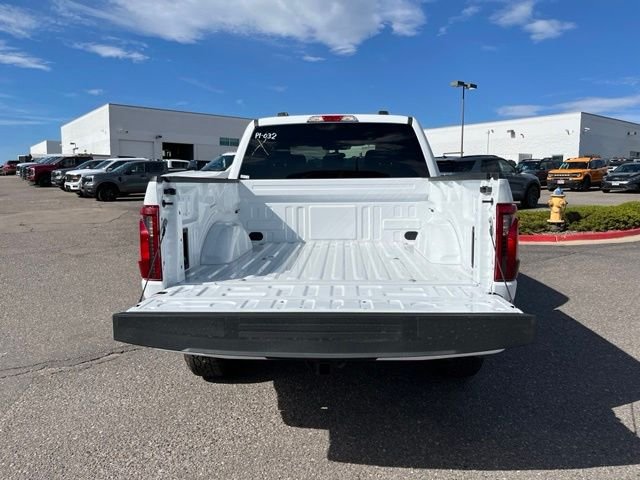 New 2026 Oxford White Ford XLT image 19