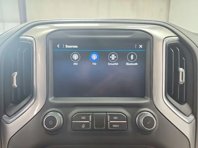 Used 2021 White Chevrolet LTZ image 29