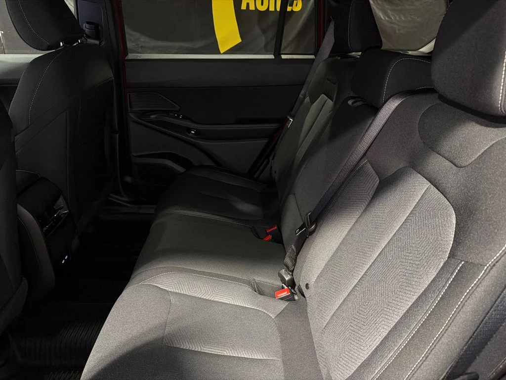New 2026 Red Hot Pearl-Coat Exterior Paint Jeep Laredo image 14