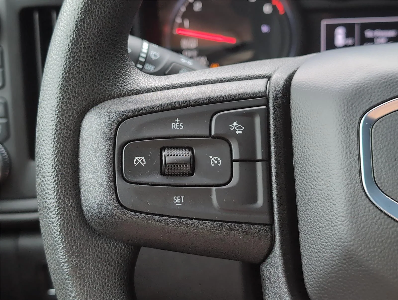 Used 2025 Summit White GMC Pro image 27