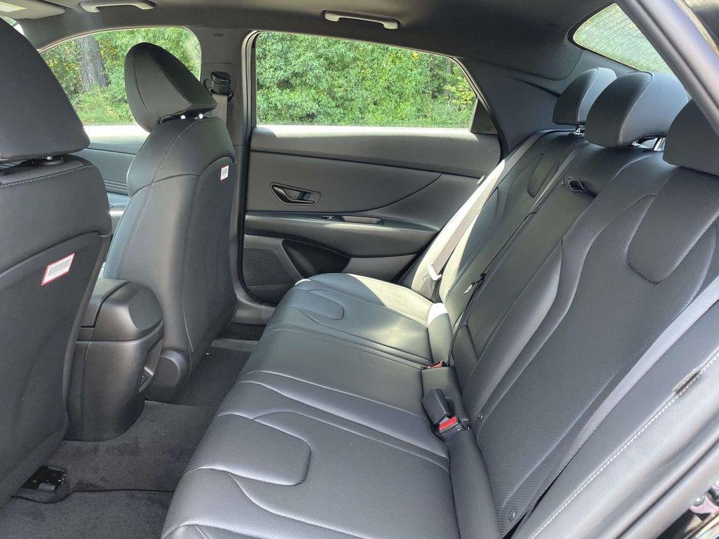 New 2026 Black Hyundai SEL Sport Plus image 10