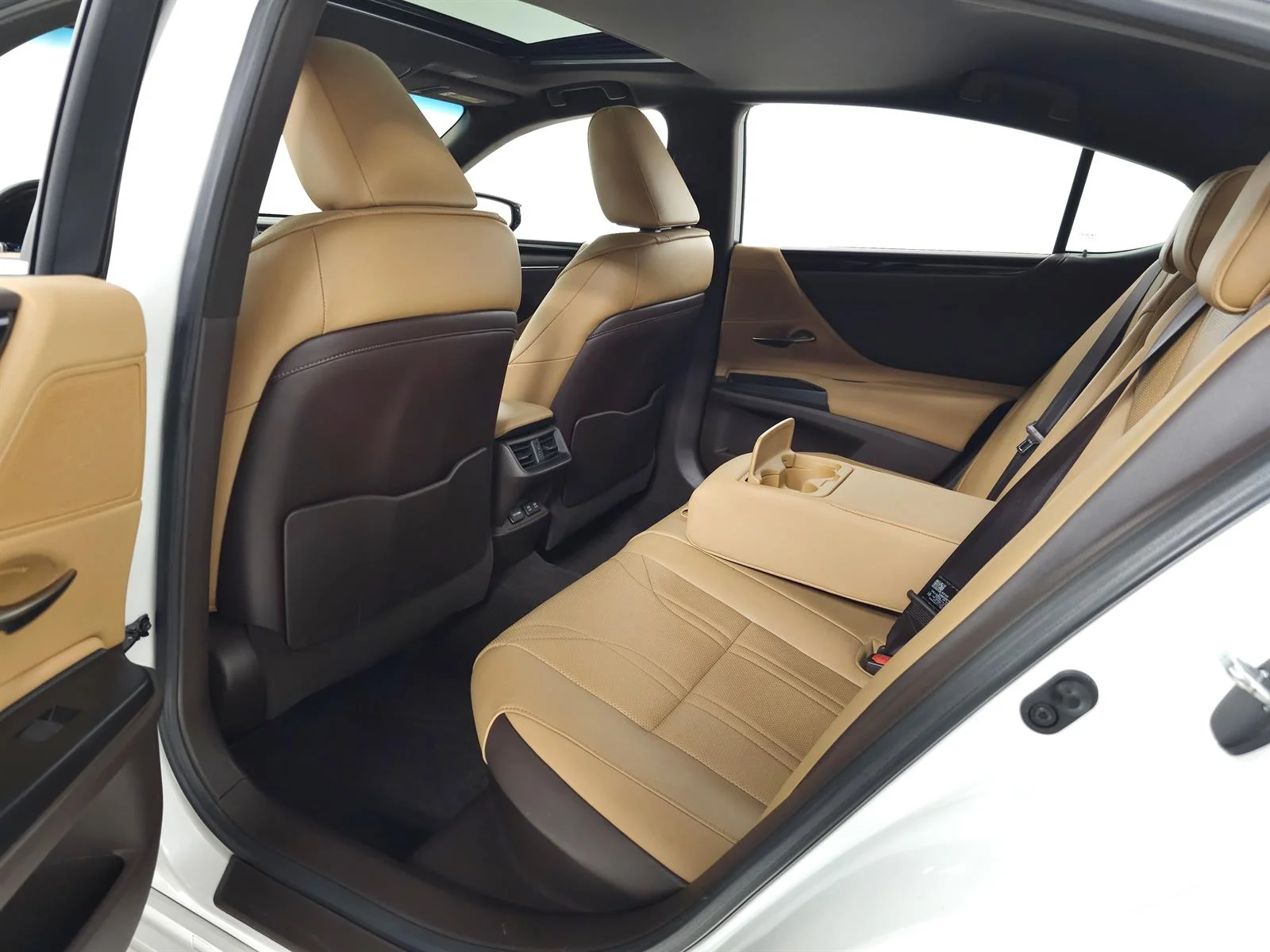 Certified Used 2020 White Lexus Luxury image 31