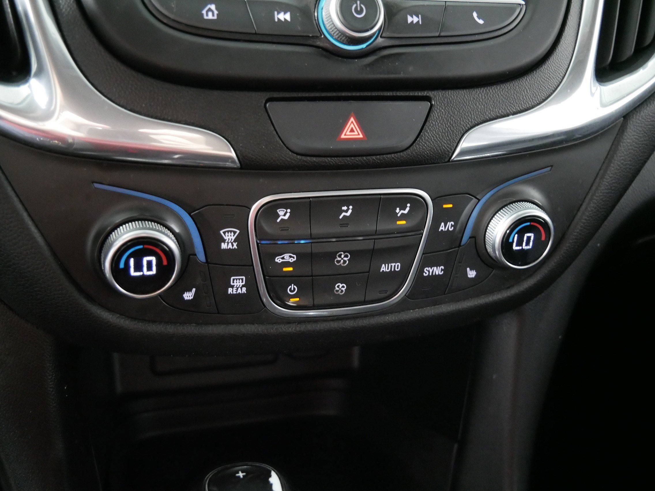 Used 2019 SANDY RIDGE METALLIC Chevrolet LT image 23