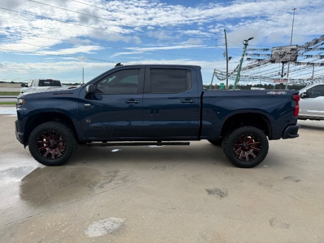 Used 2019 Northsky Blue Metallic Chevrolet RST image 2