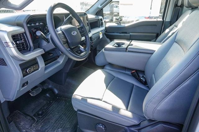 New 2026 Oxford White Ford F-250® XL image 46