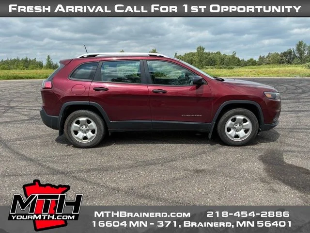 Used 2019 Red Jeep Sport image 1