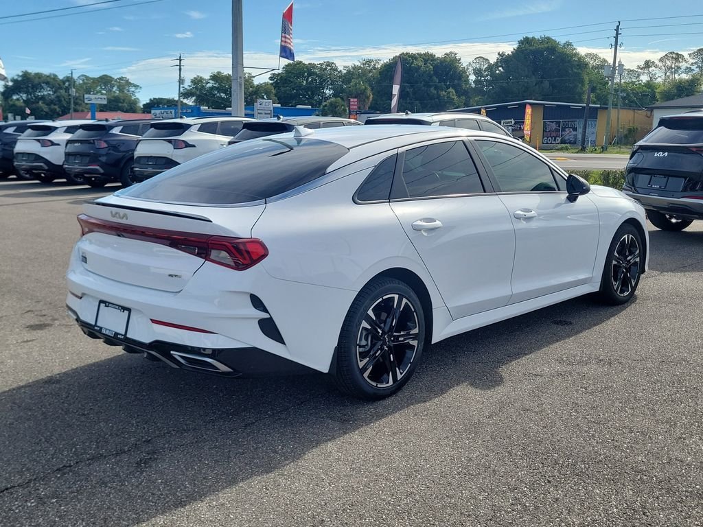 Used 2024 White Kia GT-Line image 6