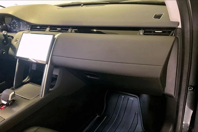Used 2025 Gray Land Rover S image 27