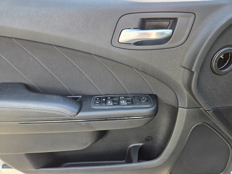 Used 2022 Silver Dodge SXT image 23