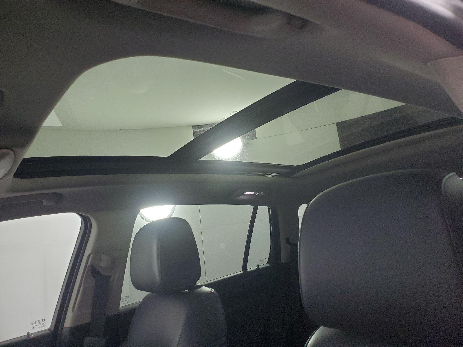Used 2019 Satin Steel Metallic Buick Premium image 10