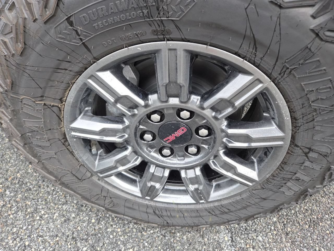 New 2026 Onyx Black GMC AT4X image 18