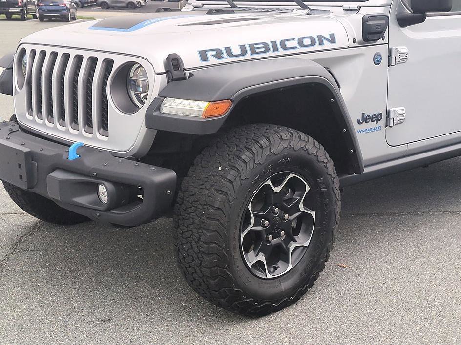 Used 2022 Silver Zynith Clearcoat Jeep Unlimited Rubicon image 9
