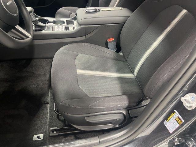 New 2026 Gray Hyundai SE image 7