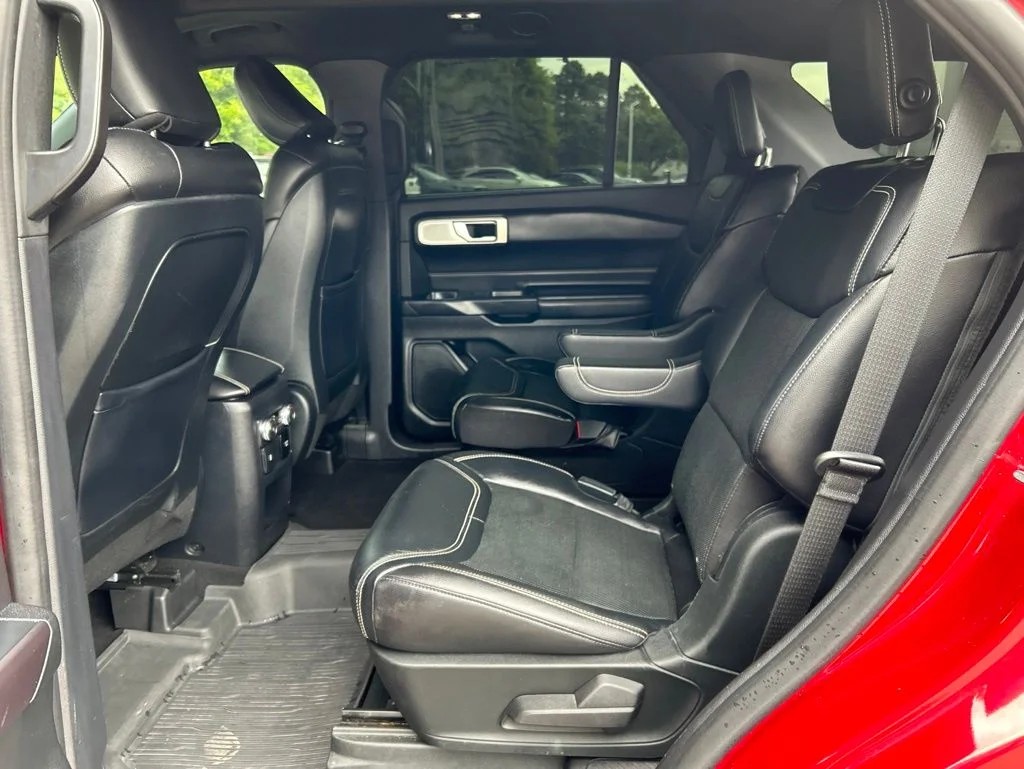 Used 2020 Red Ford ST image 23