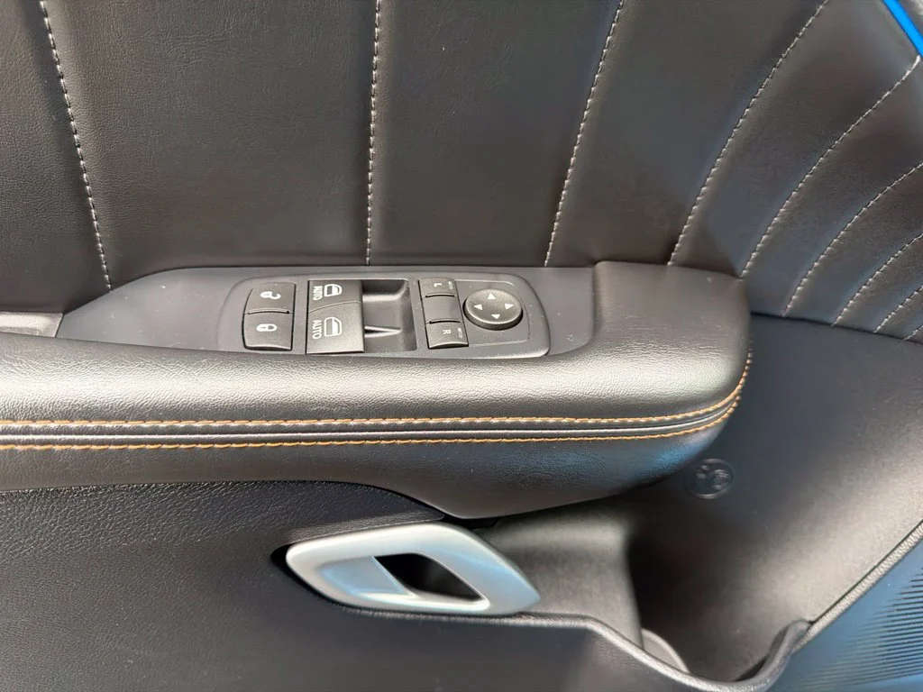 Used 2016 Blue Dodge R/T Scat Pack image 8