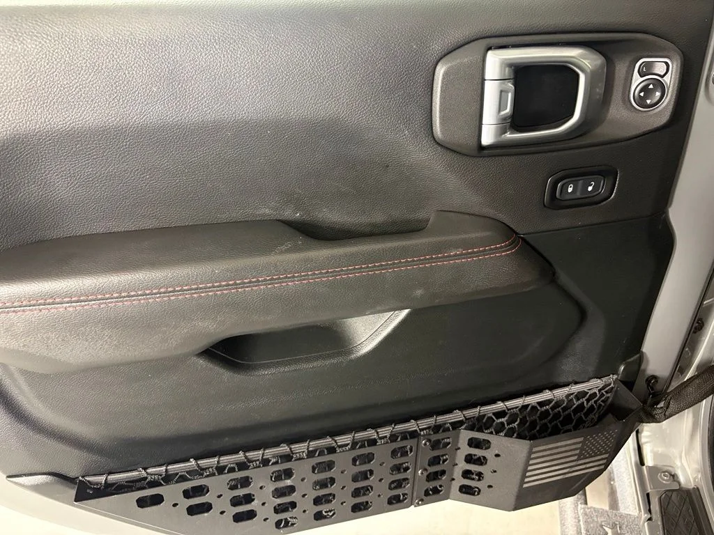 Used 2021 Gray Jeep Rubicon image 14