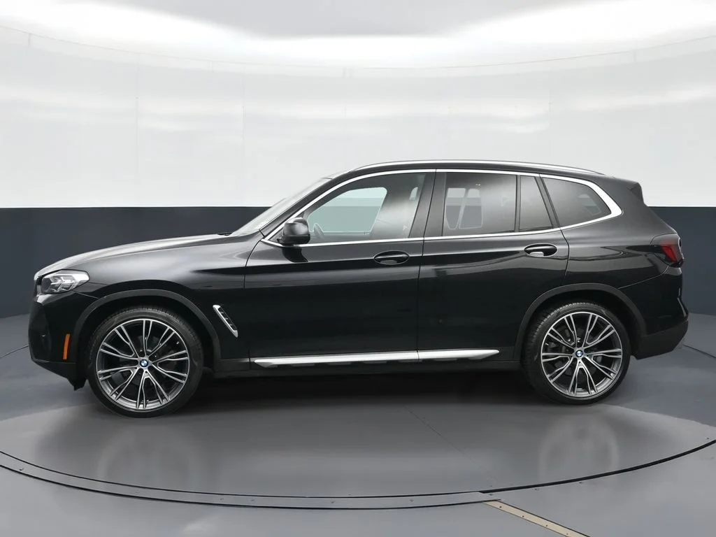 Certified Used 2023 Black Sapphire Metallic BMW sDrive30i image 5