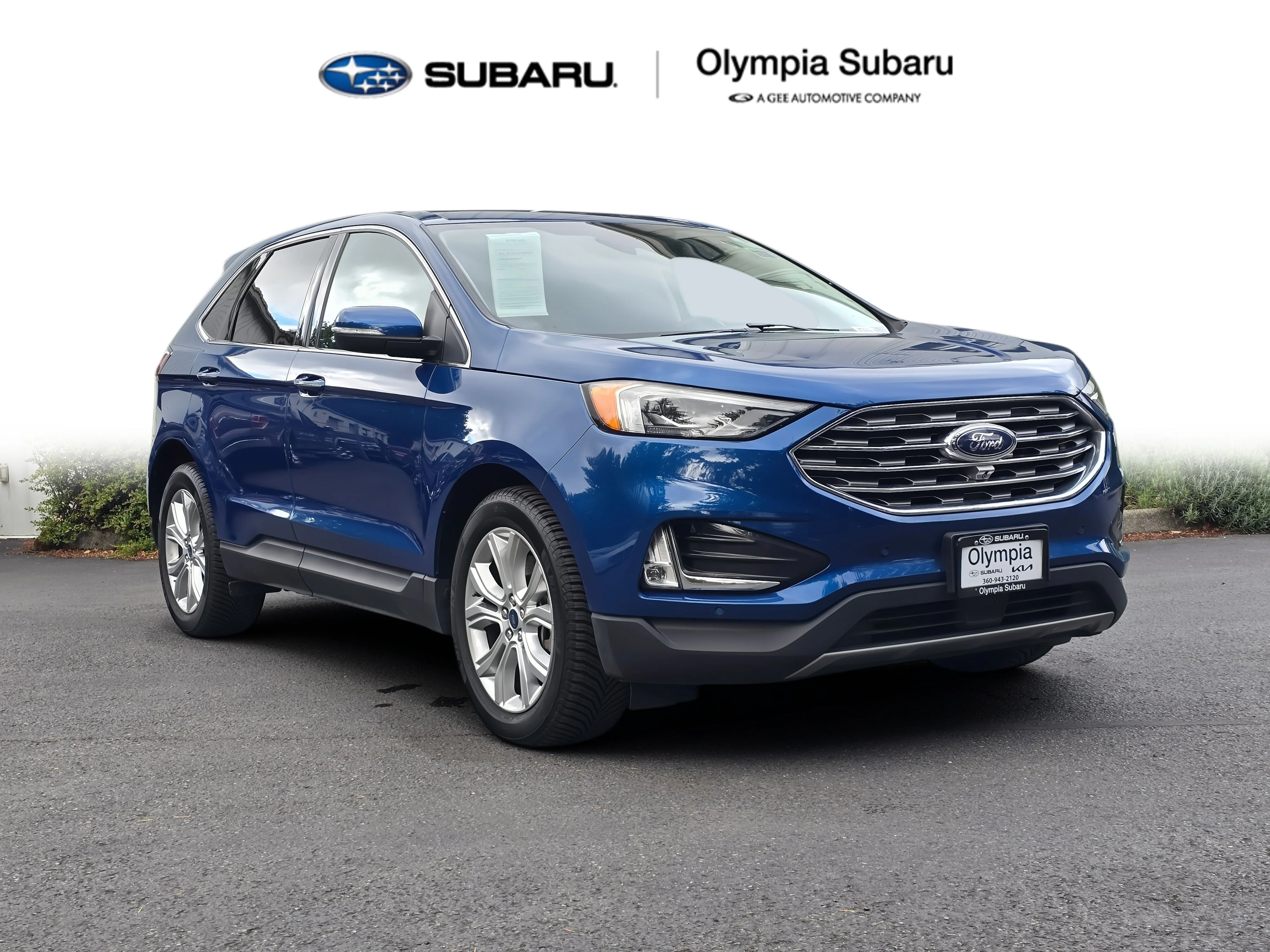 2022 Ford Edge Titanium AWD's photo