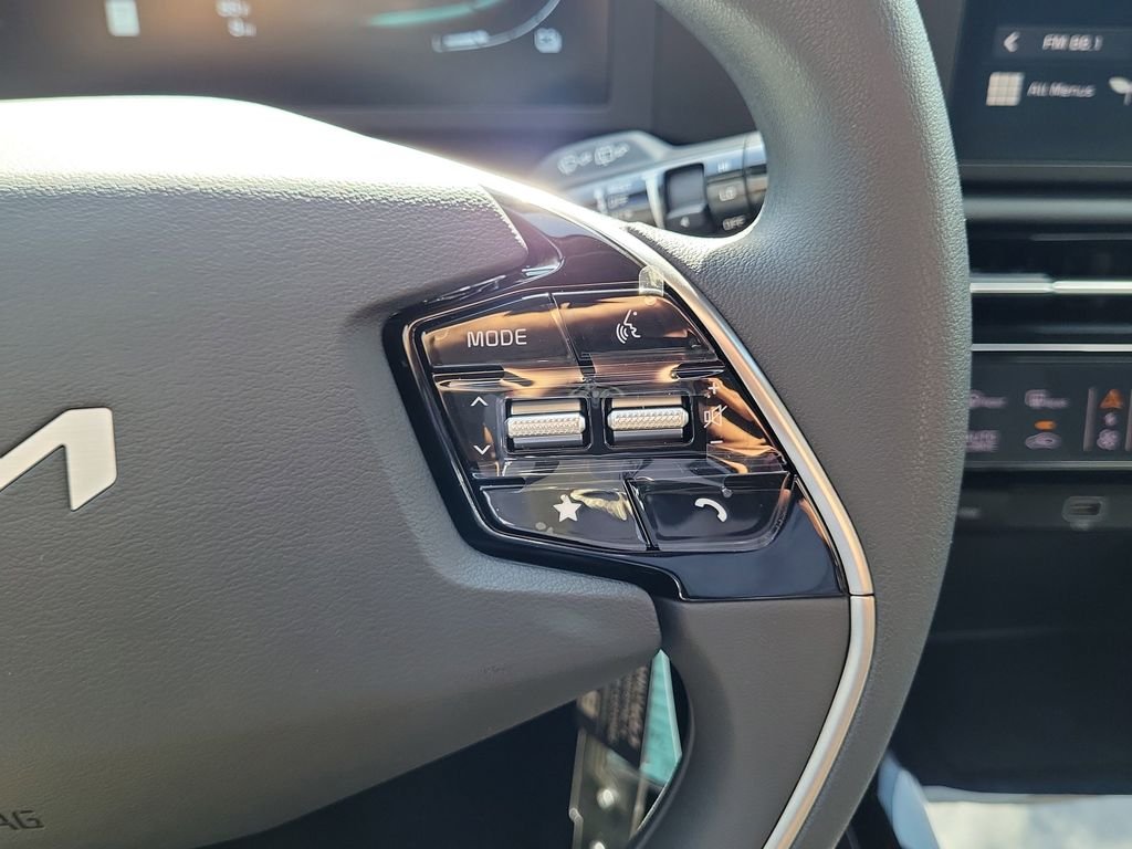 New 2026 Gray Kia LX image 27
