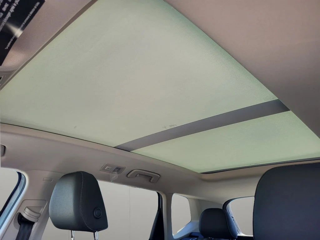 New 2026 Monument Gray W/Deep Black Roof Volkswagen 1.5T SE Black image 9