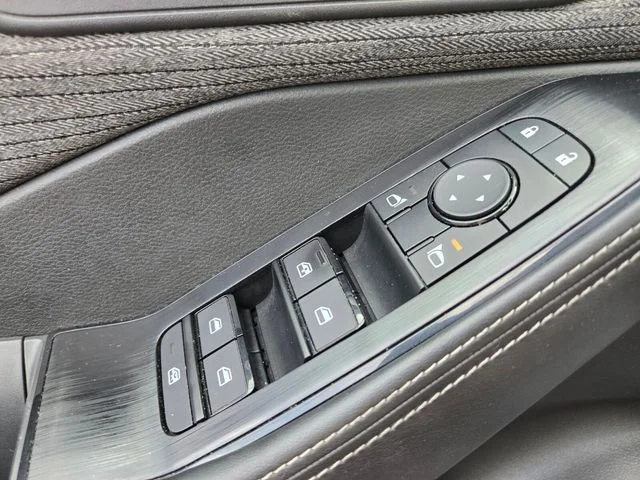 Used 2023 Gray Nissan SV image 36