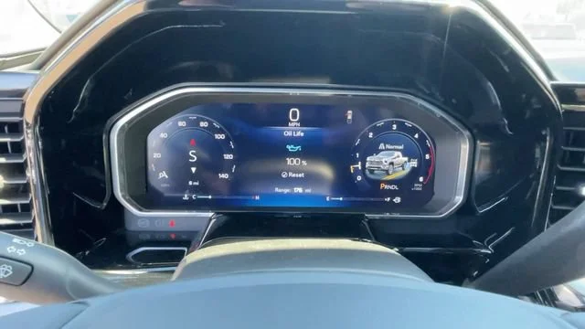 New 2026 Summit White Chevrolet LT image 26