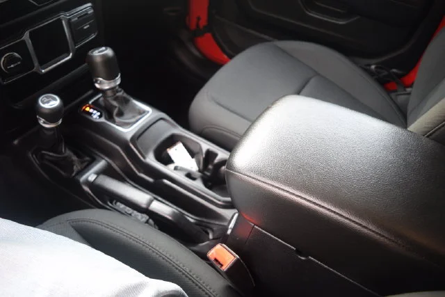Used 2019 Red Jeep Sport image 13