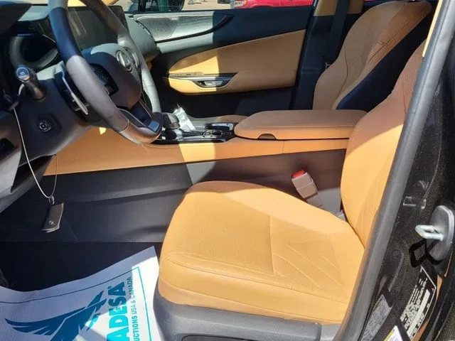 Used 2025 Black Lexus 350 Luxury image 2