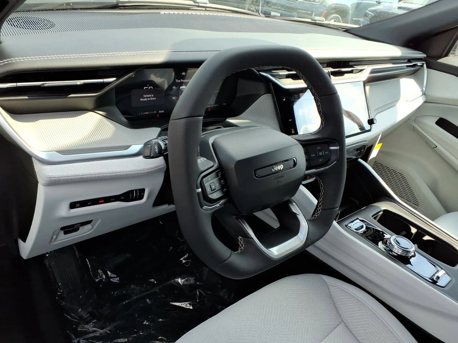 New 2026 Bright White Clearcoat Jeep Laredo image 6