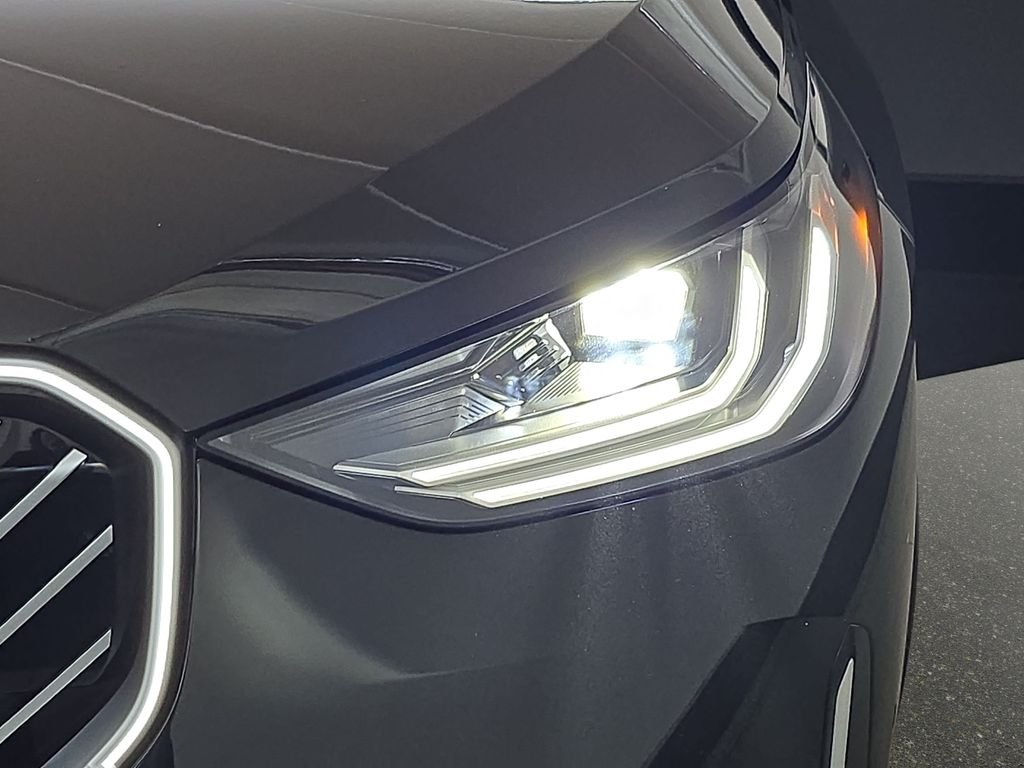Used 2026 Black Sapphire Metallic BMW 30 xDrive image 30
