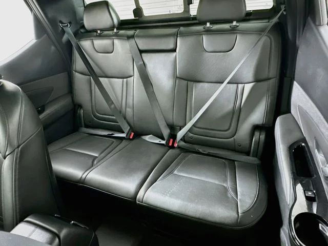 Certified Used 2023 Green Hyundai Limited image 11