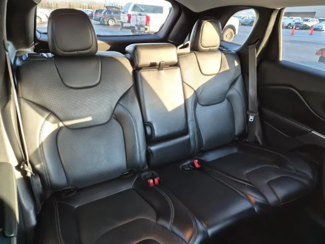 Used 2020 Bright White Clearcoat Jeep Limited image 22