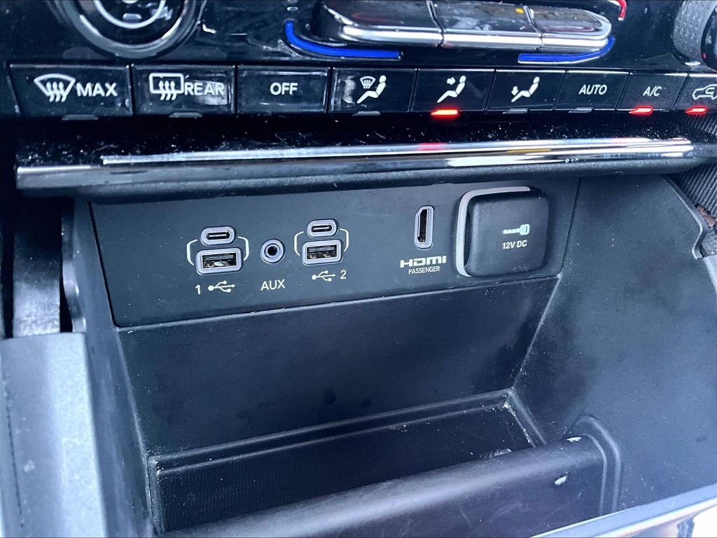 Used 2023 White Jeep 4xe image 27
