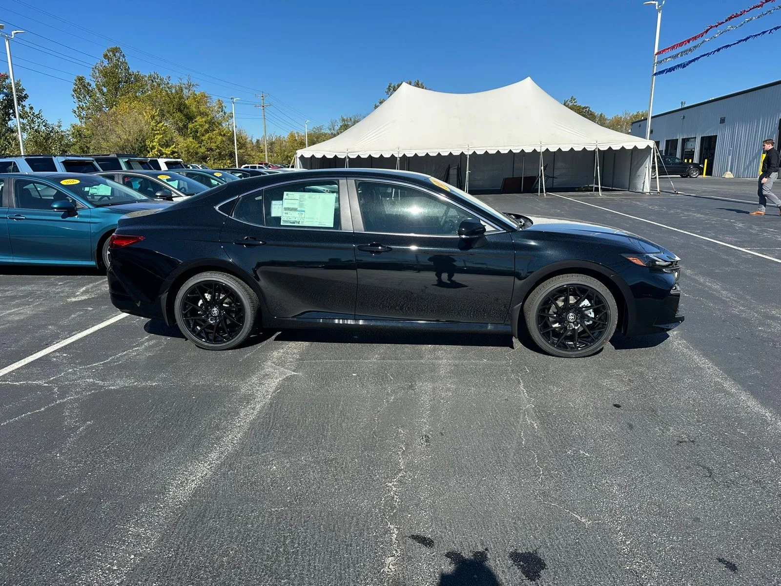 2026 Toyota Camry XLE - Photo 6