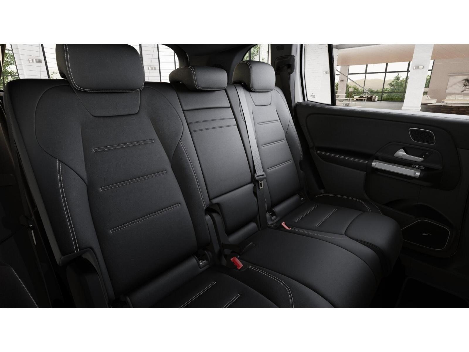 New 2026 Polar White Mercedes-Benz GLB 35 AMG® 4D Sport Utility 4MATIC®  image 6