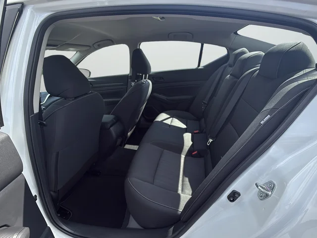 New 2026 White Nissan 2.5 SV image 27