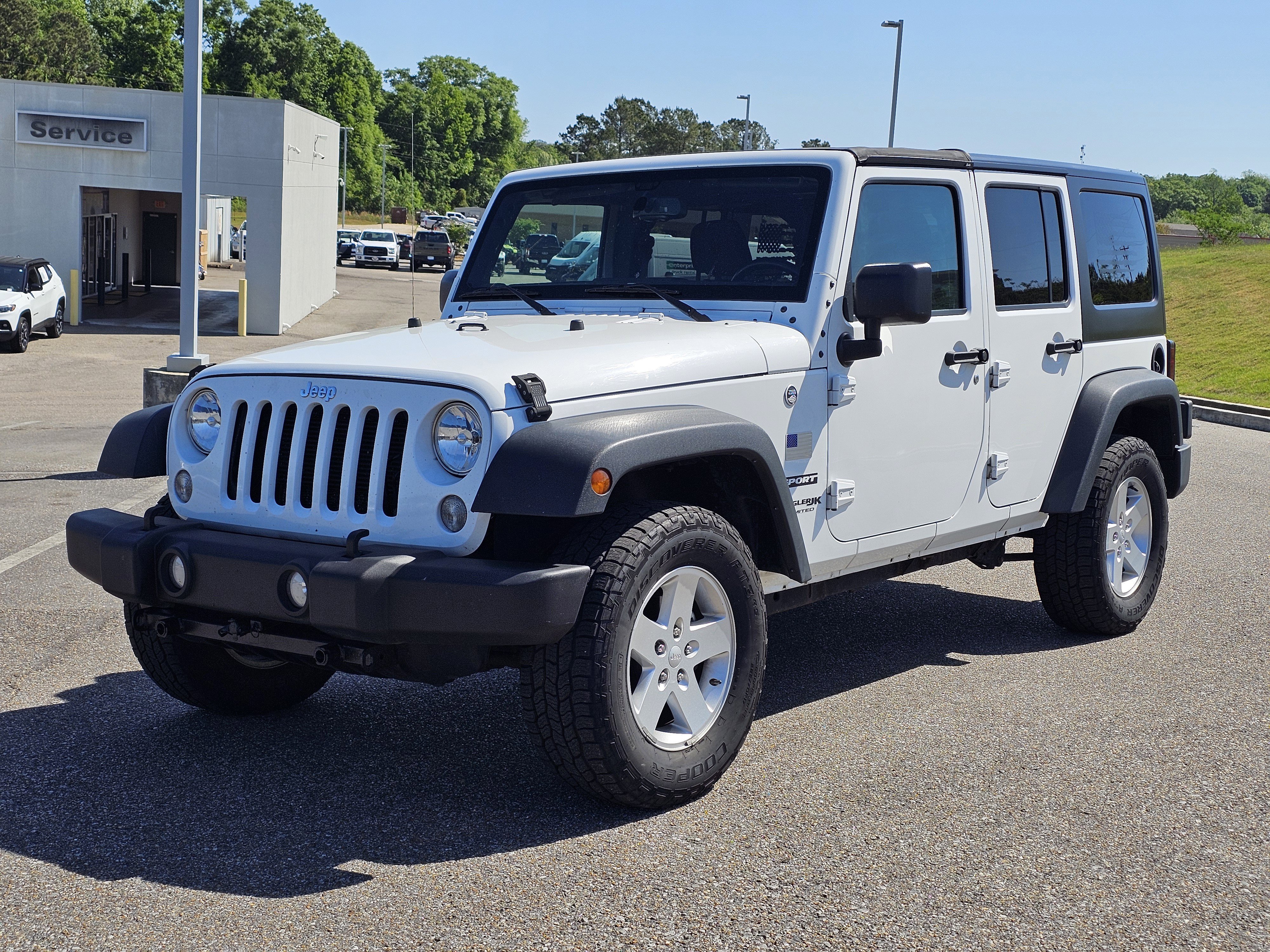 2018 Jeep Wrangler Sport S's photo