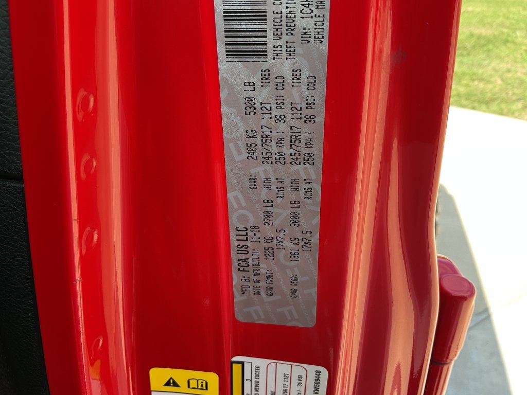 Used 2019 Red Jeep Unlimited Sport S image 30
