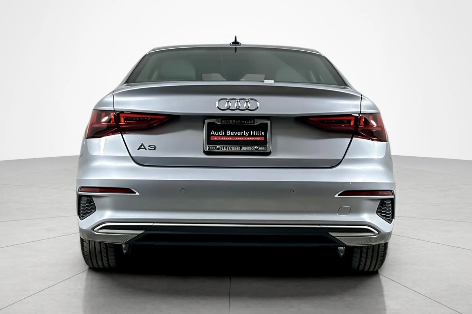 Used 2023 Florett Silver Metallic Audi Premium Plus 40 TFSI image 4