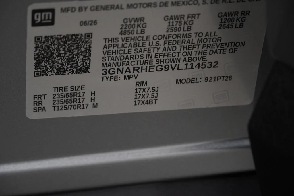 New 2027 Sterling Gray Metallic Chevrolet LT image 41