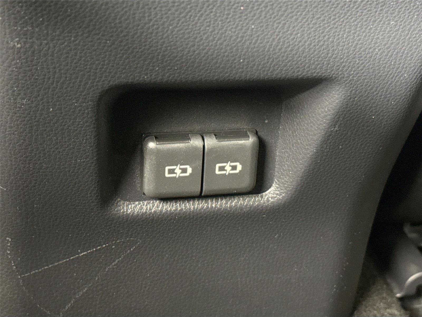 Certified Used 2025 Ruby Flare Pearl Toyota XLE image 37