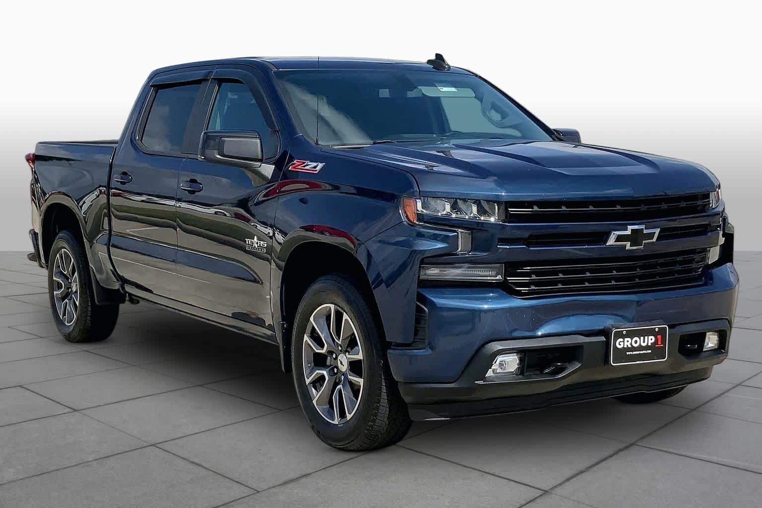 Used 2020 Northsky Blue Metallic Chevrolet RST image 3