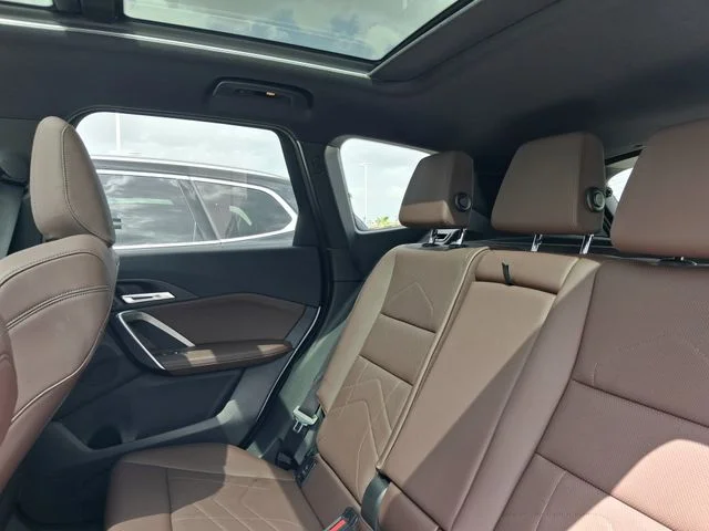 2025 BMW X1 28i - Photo 26