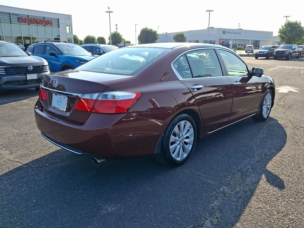 Used 2014 Red Honda EX image 6