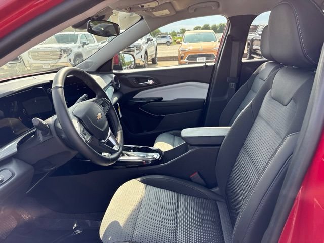 2026 Chevrolet Trax LT - Photo 13
