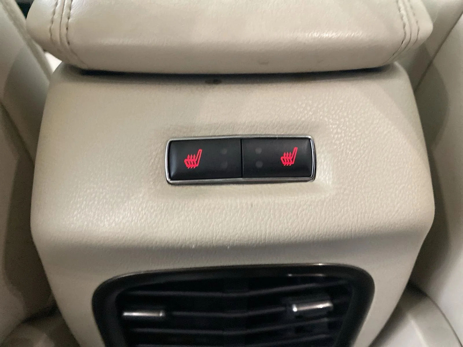 Used 2019 Infinite Black Metallic Lincoln Select image 25